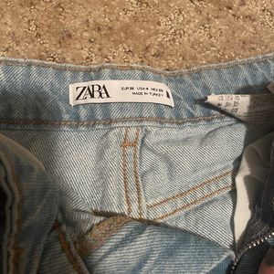 zara jeans!